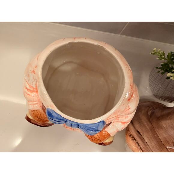 VTG Trappers Bear Cookie Jar - Picture 10 of 13